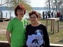 In dem see darf gebadet, gesegelt, gesurft und geangelt werden. Grabendorf Kiez Am Holzernen See Feiert 70 Jahriges Bestehen