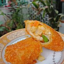 The most common meat used in tinorangsak is pork. Risoles Jadul Wortel Kentang Ayam Suwir Telur Rebus Shopee Indonesia
