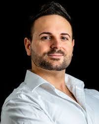 Vincent Infante's Instagram, Twitter & Facebook