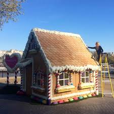 This sweet little heart wreath 10 in x 10 in x 8.5 in birdhouse is the perfect place to come home to after a long, dreary season. Bolton Bakers Greenhalgh S Creates Real Life Edible House Using 2000 Pieces Of Gingerbread The Bolton News