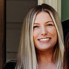 Polly Simpson's Instagram, Twitter & Facebook