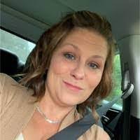 Stacy Chambless's Instagram, Twitter & Facebook