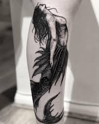 Merry Morgan On Instagram Siren On Calf Btattooing Artesobscurae Txttooing Blackwor Vucut Dovmeleri Kol Dovmeleri Siyah Dovmeler