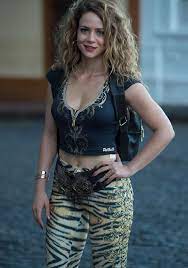 o segredo do corpao de leandra leal em justica leandra leal celebridades mulher