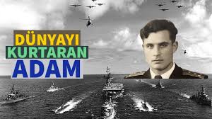 Vasily aleksandrovich arkhipov was a soviet navy officer credited with preventing a soviet nuclear strike during the cuban missile crisis. Dunyayi Kurtarmak Vasili Alexandrovich Arkhipov Youtube