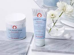 I Have Sensitive Reactive Skin But This Super Lightweight Moisturizer Has Helped Improve Its Condition For Good First Aid Beauty Repair Cream Lightweight Moisturizer