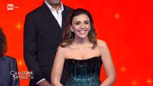 Jun 17, 2021 · rai, secondo alcune indiscrezioni serena rossi potrebbe dare l'addio alla conduzione di canzone segreta: Canzone Segreta Streaming E Diretta Tv Dove Vedere La Seconda Puntata