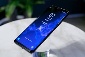 The oneplus 6 offers great value, but how does it compare to the more renown samsung galaxy s9 plus? Samsung Galaxy S9 Y S9 Familiar Magnifico Diseno Y La Nueva Barra De Camaras Para Smartphone Periodismoalternativo Reviews Gadgets Y Tecnologia 2019