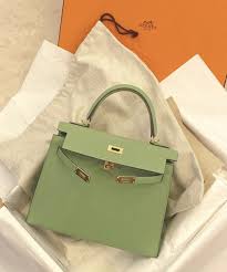 Hermes 2020 Latest Color Hermes Kelly 25cm 3i Avocado Green Vert Criquet Ochre Green Hermes Birkin Kelly Constance In 2020 Hermes Kelly Bag Hermes Bag Birkin Kelly Bag