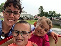 Erin Sabo's Instagram, Twitter & Facebook