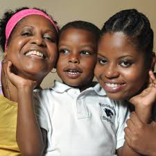 After breast cancer, mother-daughter survivors battle weight