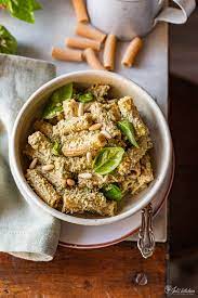 Maybe you would like to learn more about one of these? Pasta Al Pesto Di Pomodori Verdi Per Far Pace Con L Estate Juls Kitchen