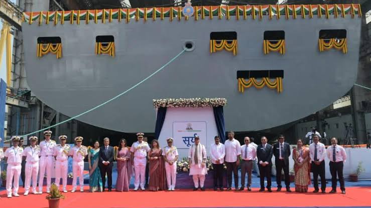 INS सूर्य के लॉन्च कार्यक्रम का दृश्य, AI generated