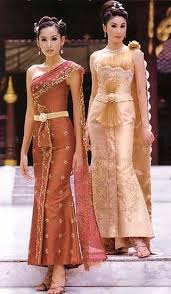Ramthai Com Bangkok Thailand The Online Marketplace For Traditional Thai Dresses Dance Costumes And Acce Thai Dress Thai Wedding Dress Traditional Outfits