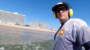 The most basic metal detectors use a transmitter coil and receiver coil. Virginia Beach Metal Detecting For Lost Gold Youtube