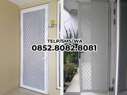 Toko larissa adalah tempat terbaik yang menyediakan tirai pintu magnet anti nyamuk serba guna untuk keluarga anda. Pintu Nyamuk Aluminium Malang Kusen Pintu Aluminium Malang
