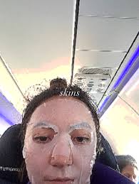 Clean lil #rosehandtattoo for ya! 🌹 love the symmetry 😍 #tattoo