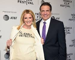 Sandra lee news, gossip, photos of sandra lee, biography, sandra lee boyfriend list 2016. Sandra Lee S First Thought About Boyfriend Andrew Cuomo Was Super Racy