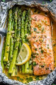 Whether it's recipes for one, or great recipes you can make for one and freeze or have for leftovers the next day, we've got you covered with our 30 dinner . Baked Salmon In Foil Packs With Asparagus And Garlic Butter Sauce Best Salmon Recipe Eatwell101