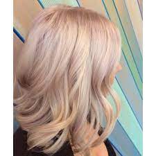 Garnier nutrisse champagne blonde 82 (champagne fizz) is a medium blonde shade with iridescent, burgundy reflects that create a champagne tone. Hair Like Champagne The Haircut Web Champagne Hair Champagne Hair Color Champagne Blonde Hair