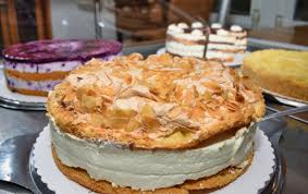 Also belohnt euch selbst mit einer guten tat und einem köstlichen stück kuchen. Die Leckeren Klostercafe Torten Gibt Es Jetzt To Go Made In Dinklage