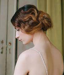 Hairstyles Vintage Updo For Every Girl Pretty Designs Coiffures Vintage Modeles De Cheveux Coiffure