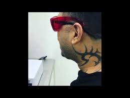This subreddit is intended for posting your own personal tattoos, but also includes: Baby Rasta Y Gringo Quitando Su Tatuaje Favorito Duele Youtube