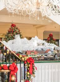 Holiday Tea At The Thoroughbred Club A Lowcountry Wedding Blog Magazine Charleston Savannah Hilton Head Myrtle Beach Holidays Tea Floral Studio Lowcountry Wedding