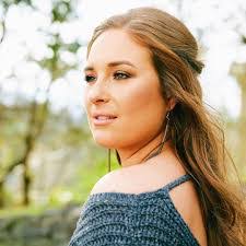 Emily Hatton's Instagram, Twitter & Facebook