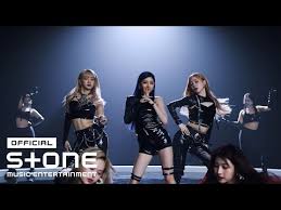 You can check the music video and the concept photos of the everglow members for this release in the gallery below. Music Monday Everglow La Di Da By Black Yellow Otaku Gamers