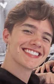 Imagine Noah Urrea- meu melhor amigo de infância