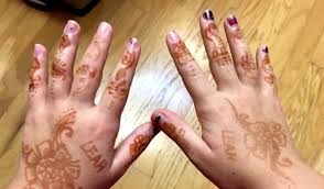 It was basically applied by asians during wedding ceremonies, but nowadays the tattoos are increasingly taking over the tattoo industry. Daughter S Henna Tattoo Ruins A Texas Family S Christmas Tracey Friendly Atheist Patheos