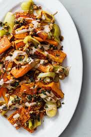Jun 04, 2021 · to cook leeks, start by cutting off the roots and leafy tops from the stalks. Roasted Butternut Squash And Leeks With Orange Tahini Sauce Walnuts And Za Atar A Beautiful Plate