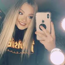 Nikki Wiggins (wigginsn02)