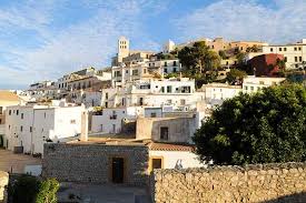 Las 10 Mejores Cosas Que Hacer Y Que Ver En Ibiza Si Te Cansas De La Fiesta Y La Playa Que Hacer En Ibiza Ibiza Cosas Que Hacer