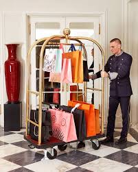 This Is How Baur Au Lac Treats Your Shopping Spree The High End Shopping Street Bahnhofstrasse Is Just Around The Corner Shopping Spree Shopping Street Spree