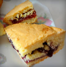 Etxeko Biskotxa The Basque Pie Invasion Gateau Basque Basque Et Framboise