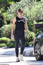 Brought up in charleston, west virginia, garner studied theatre at denison university and began acting as an understudy for the roundabout theatre company in new york city. Ec4hguwarydrkm