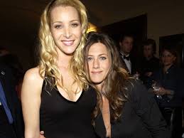 The actress is married to michel stern, her starsign is leo and she is now 57 years of age. Lisa Kudrow Says She Hasn T Watched Friends For This Sweet Reason Glamour