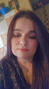 Melissa Dickman's Instagram, Twitter & Facebook