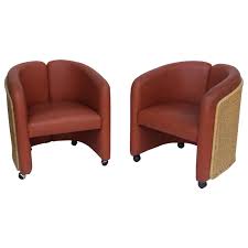 Mid Century Leather And Wicker Club Chairs By Shelby Williams 1stdibs Com Club Chairs Modern Club Chair Chair