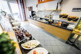 Die firmen bayer, nkt und auch das tv total studio sind in unmittelbarer nähe zu finden. Holiday Inn Express Koln Mulheim Ab 61 7 2 Bewertungen Fotos Preisvergleich Tripadvisor