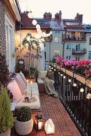 Pin By Nicole Kolbener On Jardin Patio Terraza Small Balcony Design Small Balcony Apartment Garden