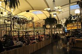 Når du rejser til london vil som turist giver det bedst mening at bo i zone 1 eller 2, der også betegnes som central london. Hvor Skal Man Bo I Barcelona Pa Sin Ferie Feriebolig Spanien