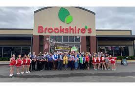 Brookshires used to be known for it's great customer service but this one in chandler seems to have hired a bunch of duds in that regard. Renovated Brookshire S Food Store In Glen Rose Now Open