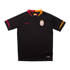 Galatasaray spor kulübü is a turkish professional football club based on the european side of the city of istanbul in turkey. Jersey Nike Kids Galatasaray Fc Stadium 2018 2019 Away Black Pepper Red Futbol Emotion