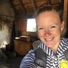 Sharon Stoller's Instagram, Twitter & Facebook