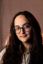 Hi! 😊 My name is Ellie, I'm a psychologist and psychotherapist based in  Vilnius. In my online practice, I use Acceptance and Commitment Therapy,  which focuses