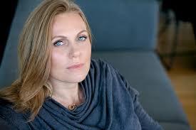 Last Woman Hanged: The Terrible, True Story of Louisa Collins : Overington,  Caroline: Amazon.de: Books