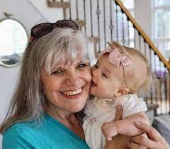 Lili Anderson's Instagram, Twitter & Facebook